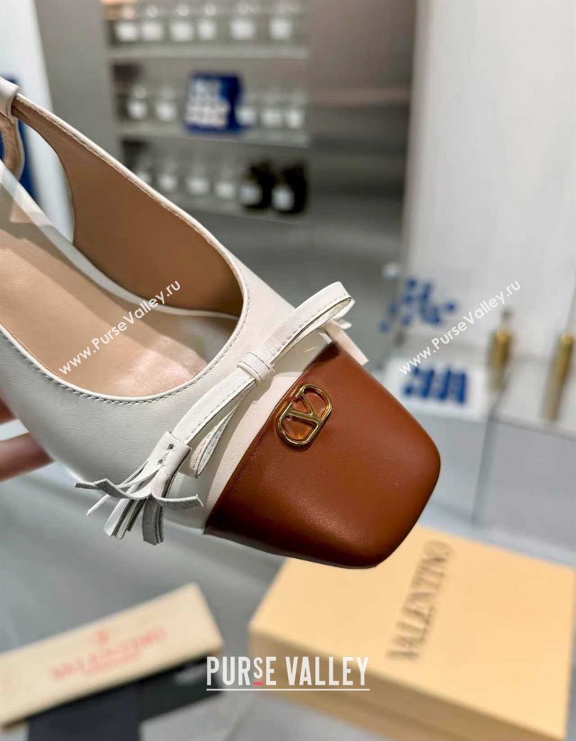Valentino VALET DU ROI Slingbacks Pump 6cm in Calfskin Leather with Tassel Bow White/Brown 2025 (XL-251215038)
