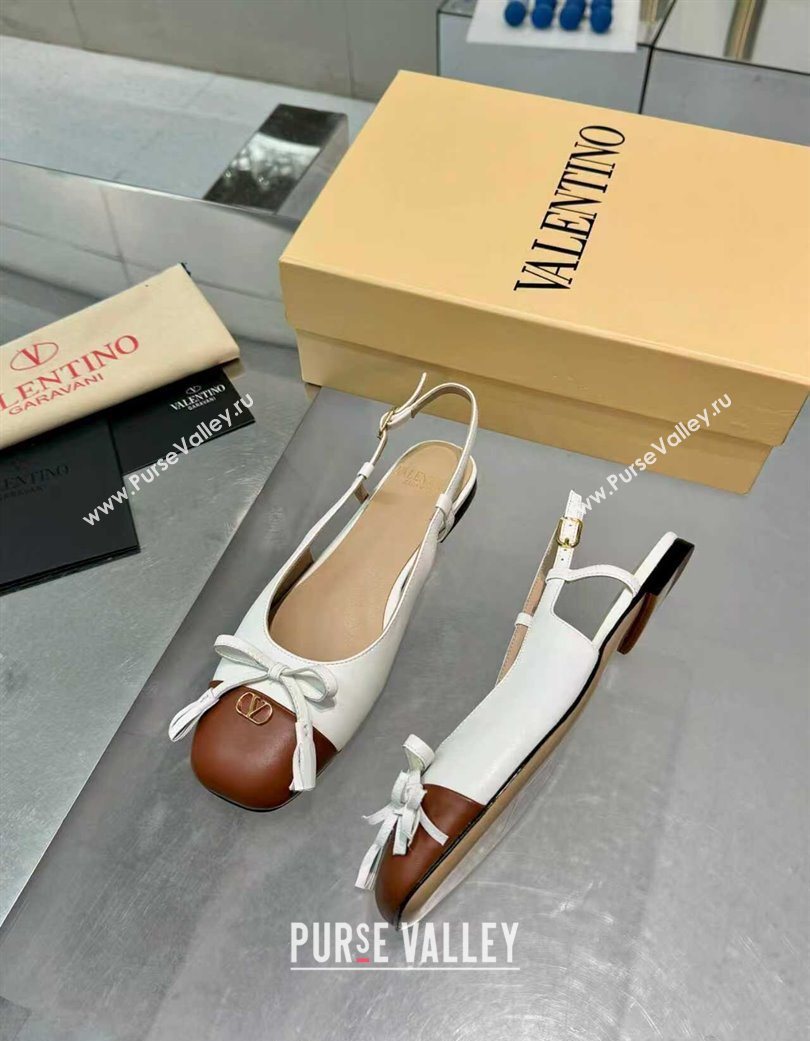 Valentino VALET DU ROI Slingbacks Flat in Calfskin Leather with Tassel Bow White/Brown 2025 (XL-251215041)
