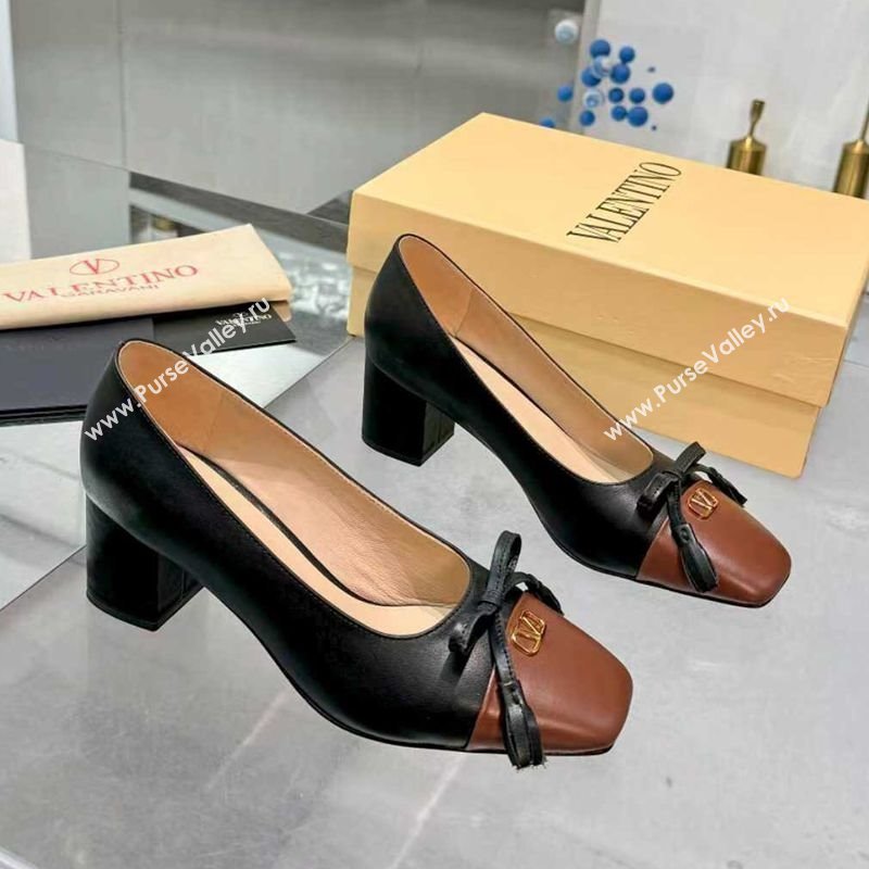 Valentino VALET DU ROI Pumps 6cm in Calfskin Leather with Tassel Bow Black/Brown 2025 (XL-251215044)
