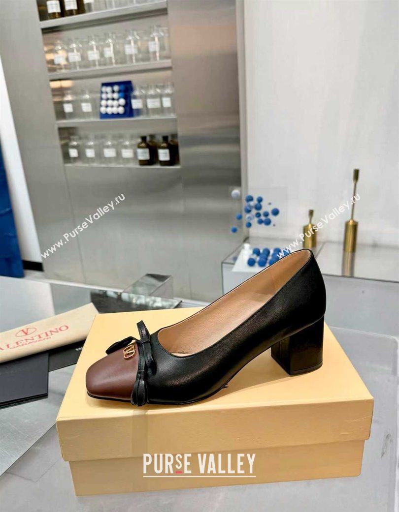 Valentino VALET DU ROI Pumps 6cm in Calfskin Leather with Tassel Bow Black/Brown 2025 (XL-251215044)