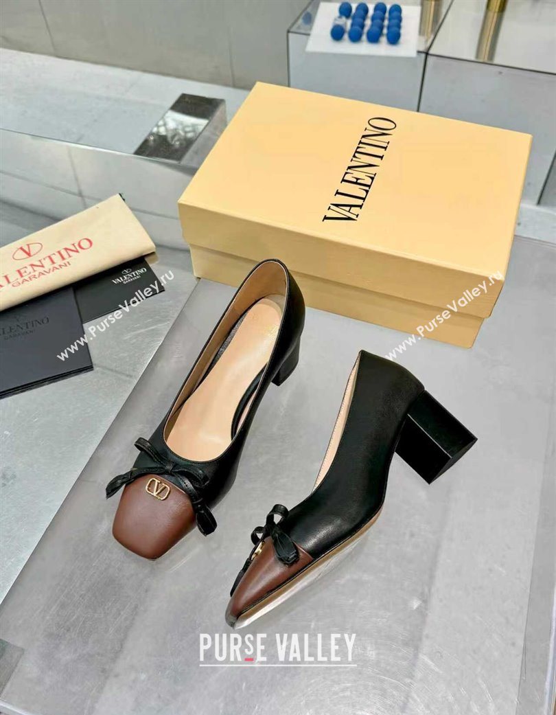 Valentino VALET DU ROI Pumps 6cm in Calfskin Leather with Tassel Bow Black/Brown 2025 (XL-251215044)
