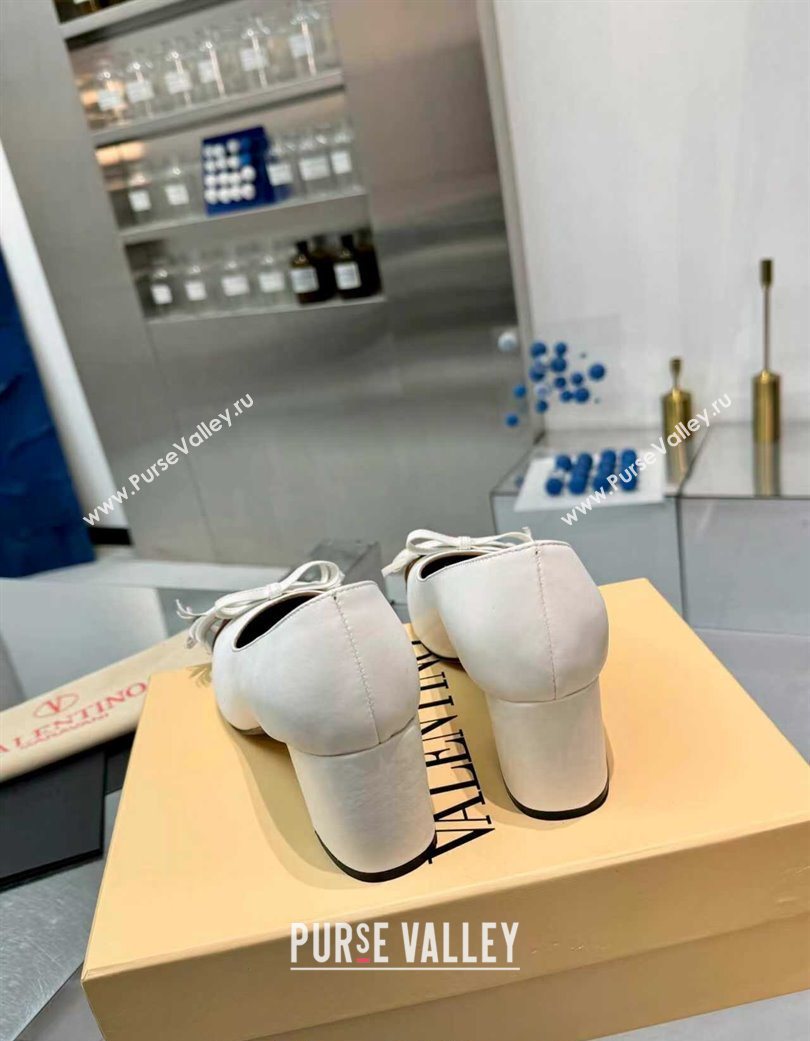 Valentino VALET DU ROI Pumps 6cm in Calfskin Leather with Tassel Bow White/Brown 2025 (XL-251215045)