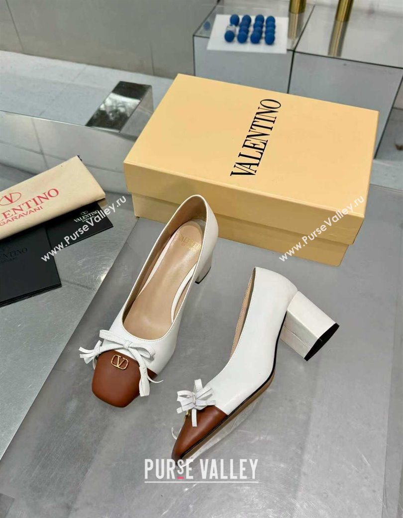 Valentino VALET DU ROI Pumps 6cm in Calfskin Leather with Tassel Bow White/Brown 2025 (XL-251215045)