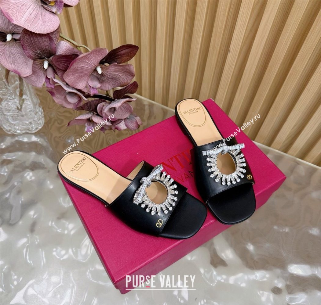 Valentino Strass Embellished Flat Slides Sandal in Calfskin Leather Black2 2025 VLTN121509 (MD-251215111)