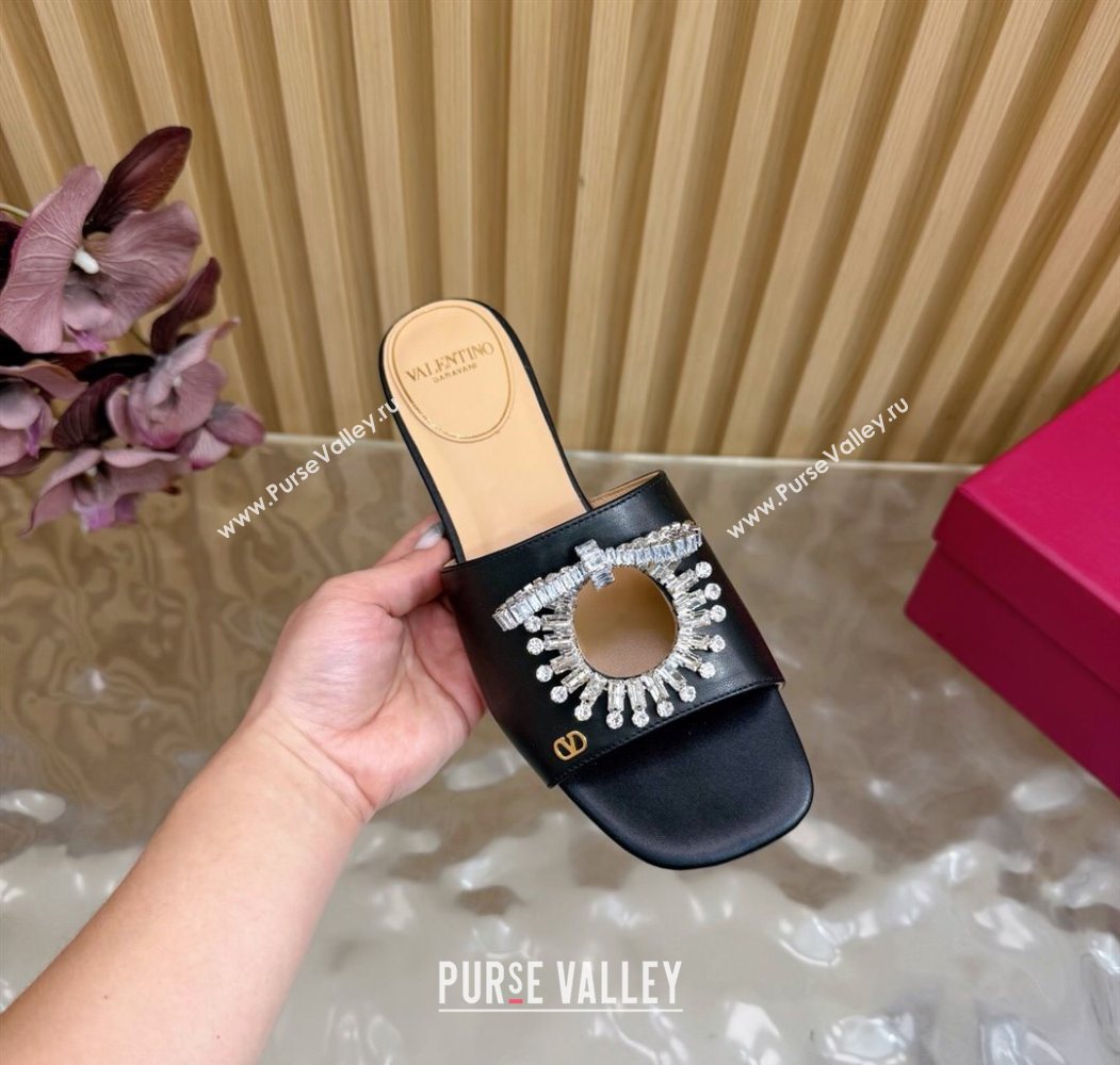 Valentino Strass Embellished Flat Slides Sandal in Calfskin Leather Black2 2025 VLTN121509 (MD-251215111)