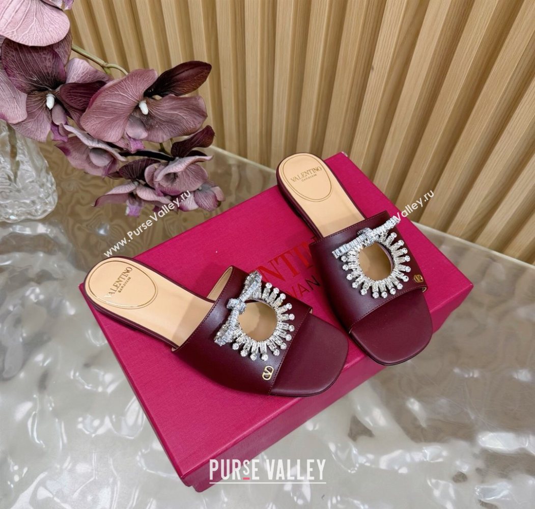 Valentino Strass Embellished Flat Slides Sandal in Calfskin Leather Dark Burgundy 2025 VLTN121509 (MD-251215112)