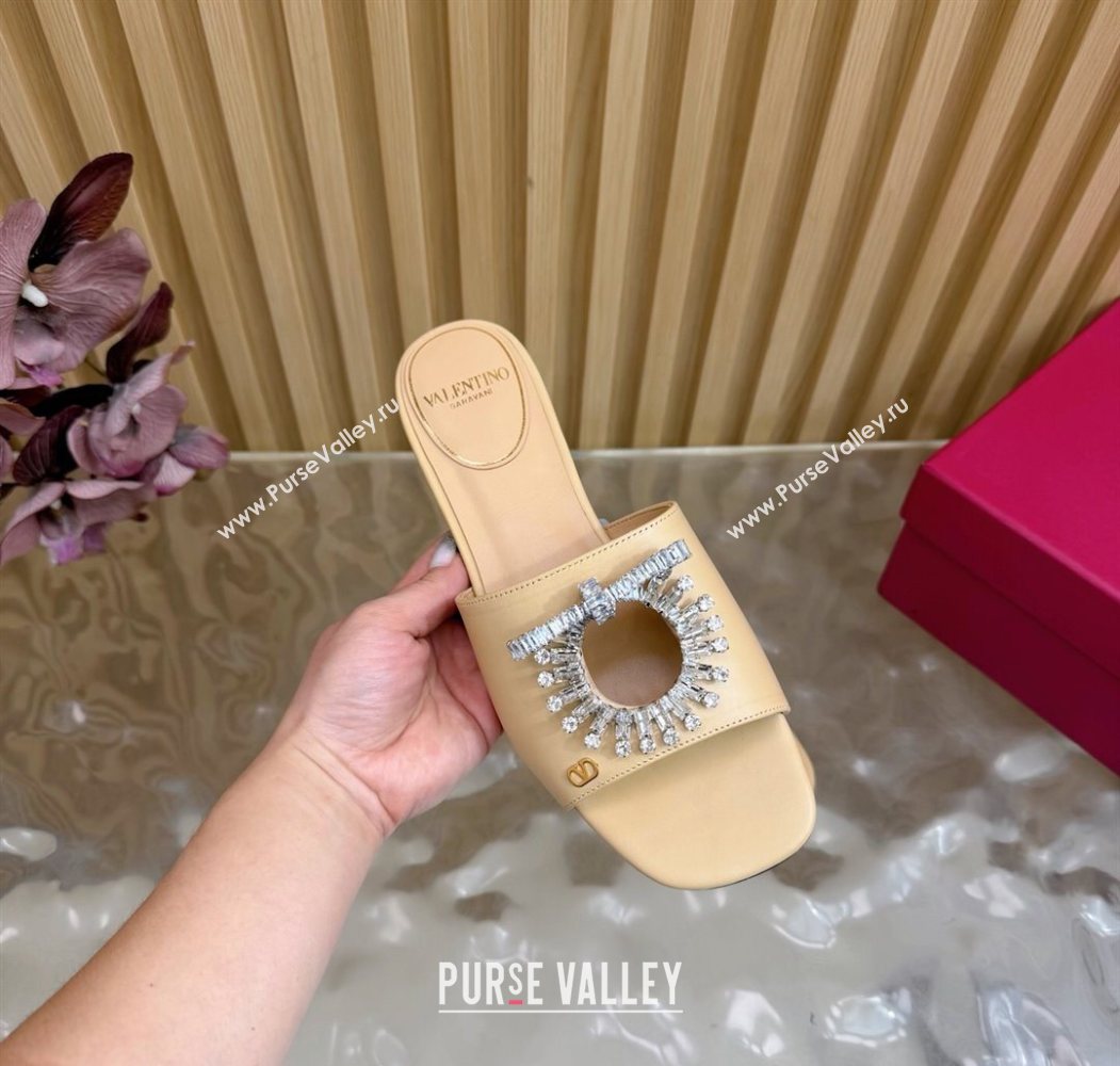 Valentino Strass Embellished Flat Slides Sandal in Calfskin Leather Nude 2025 VLTN121509 (MD-251215116)