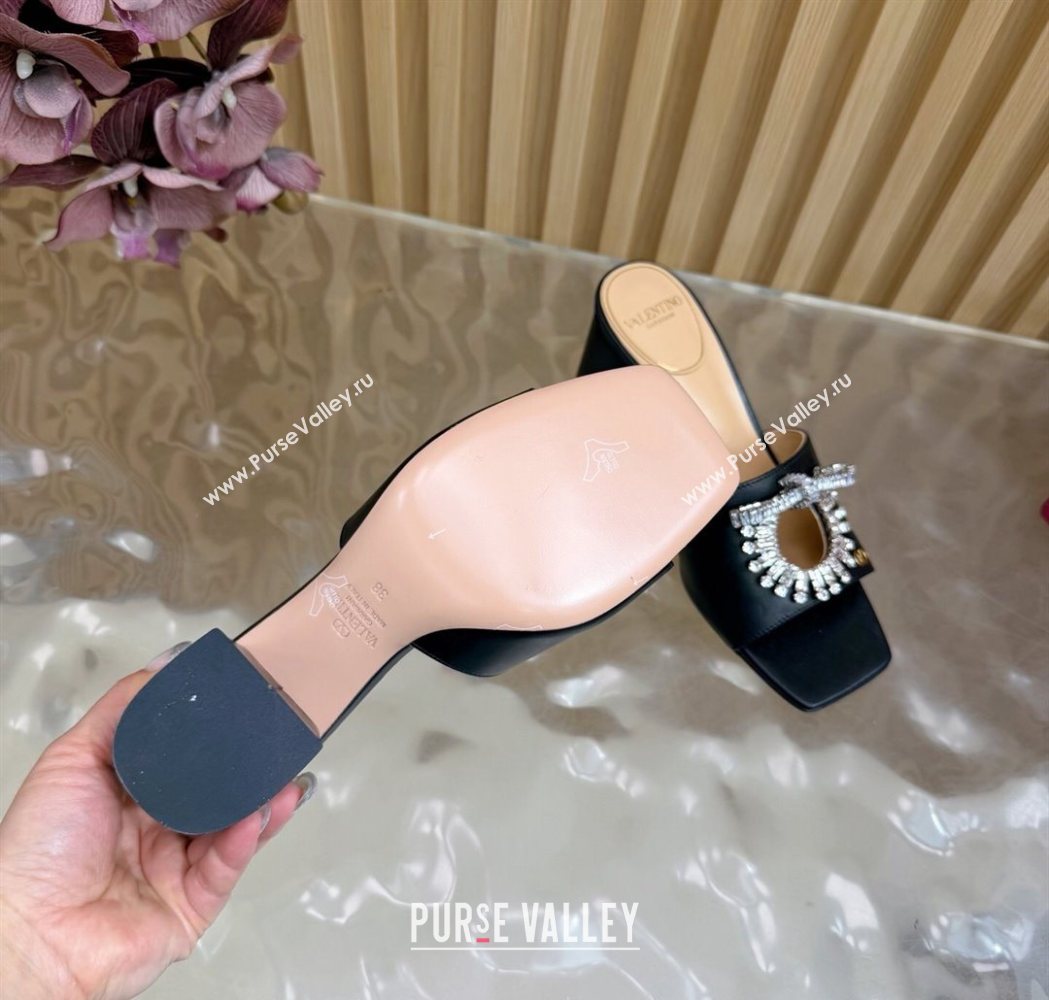 Valentino Strass Embellished Heel Slides Sandal 6cm in Calfskin Leather Black2 2025 VLTN121509 (MD-251215123)