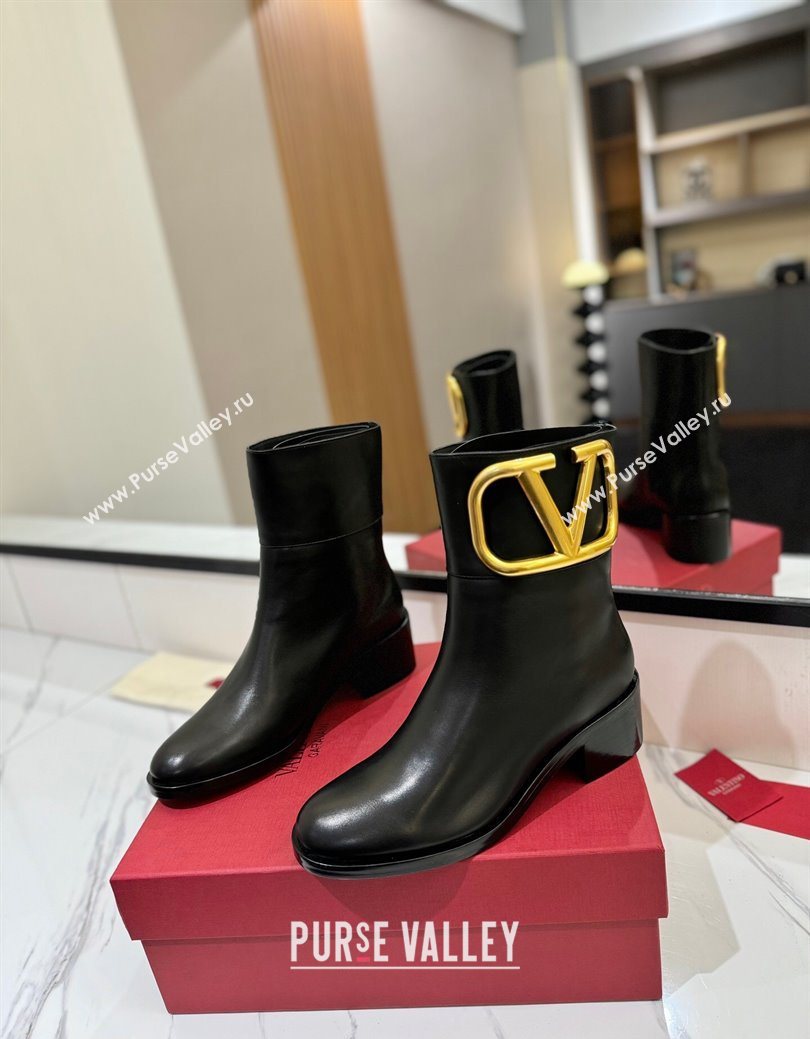 Valentino Maxi-VLogo Heel Ankle Boots 5.5cm in Calfskin Leather Black 2025 VLTN121603 (MD-251216018)