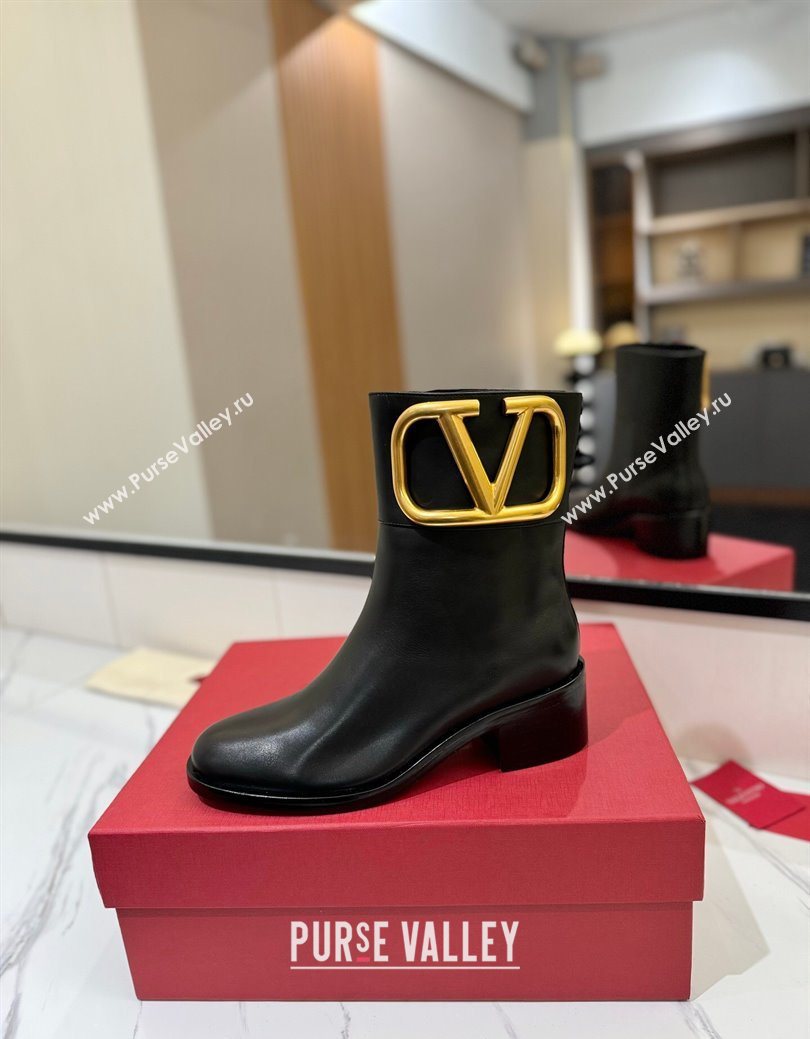 Valentino Maxi-VLogo Heel Ankle Boots 5.5cm in Calfskin Leather Black 2025 VLTN121603 (MD-251216018)
