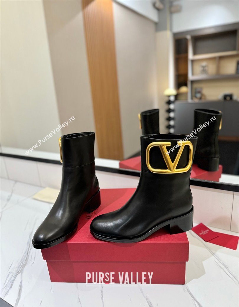 Valentino Maxi-VLogo Heel Ankle Boots 5.5cm in Calfskin Leather Black 2025 VLTN121603 (MD-251216018)