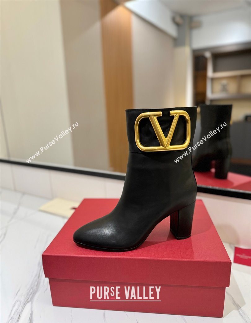 Valentino Maxi-VLogo Heel Ankle Boots 8cm in Calfskin Leather Black 2025 VLTN121603 (MD-251216026)