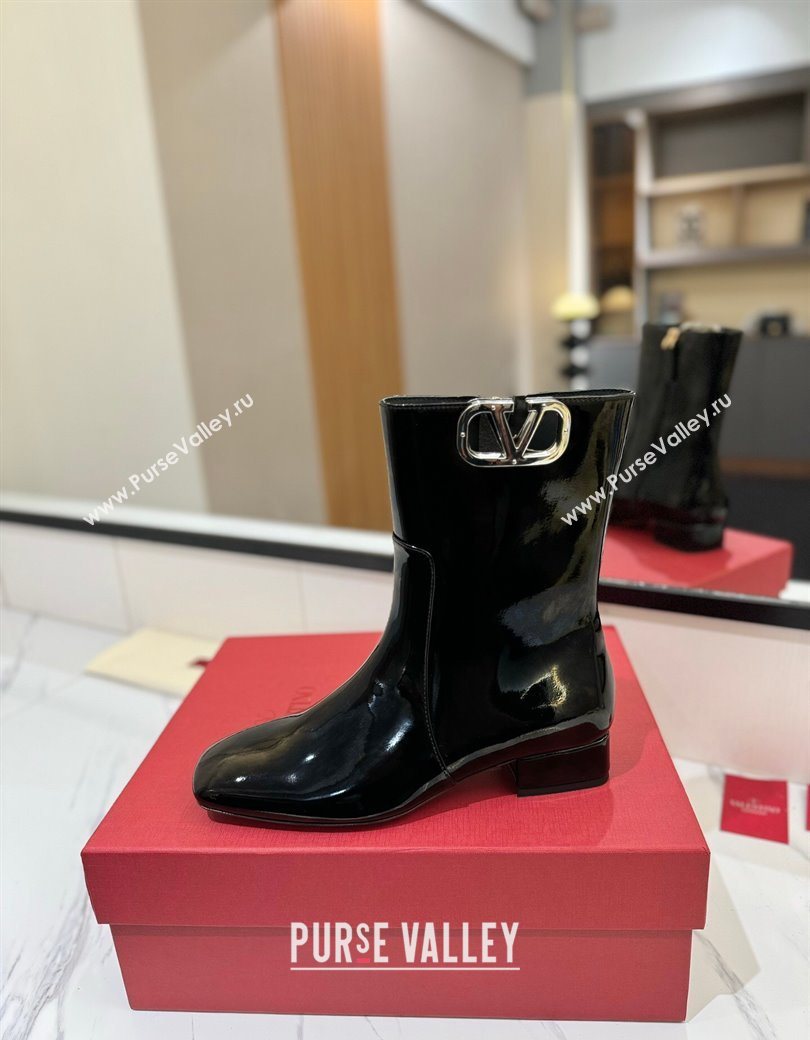 Valentino VLogo Type Heel Ankle Boots 3cm in Patent Leather Black 2025 VLTN121606 (MD-251216041)
