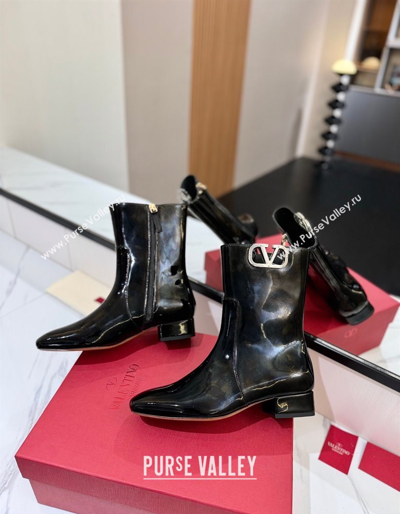 Valentino VLogo Type Heel Ankle Boots 3cm in Patent Leather Black 2025 VLTN121606 (MD-251216041)
