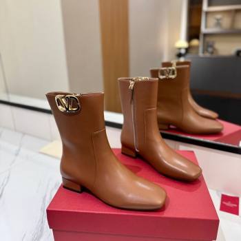 Valentino VLogo Type Heel Ankle Boots 3cm in Calfskin Leather Brown 2025 VLTN121606 (MD-251216042)