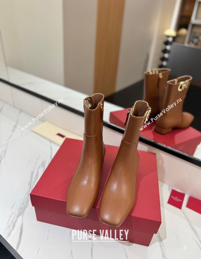 Valentino VLogo Type Heel Ankle Boots 3cm in Calfskin Leather Brown 2025 VLTN121606 (MD-251216042)