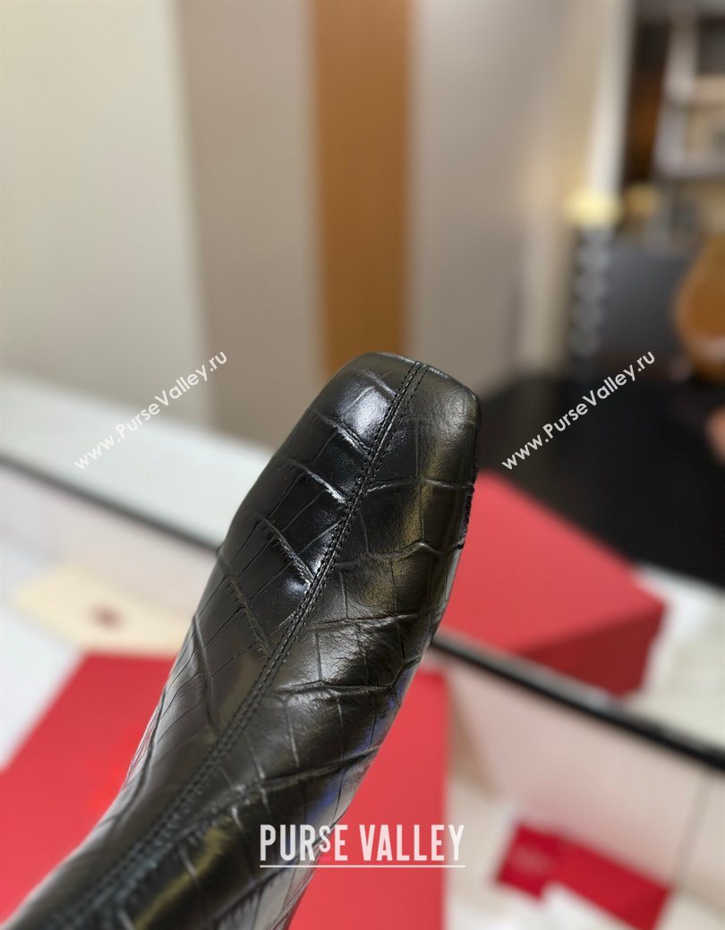 Valentino VLogo Type Heel Ankle Boots 3cm in Stone Embossed Leather Black 2025 VLTN121606 (MD-251216049)