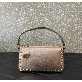Valentino Small Rockstud Crossbody Bag in Metallic Grainy Calfskin Rose Gold 2025 VLTN0311 (LKF-260120023)