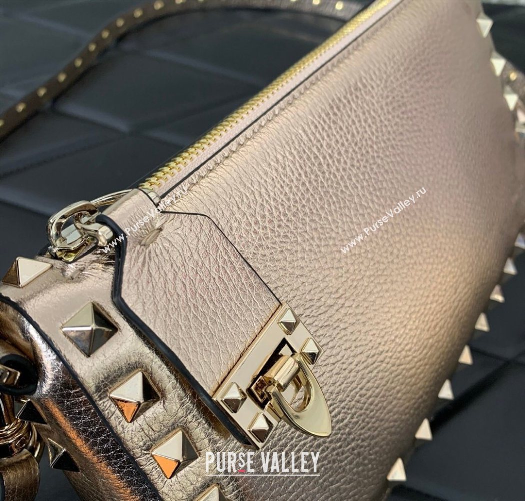 Valentino Small Rockstud Crossbody Bag in Metallic Grainy Calfskin Rose Gold 2025 VLTN0311 (LKF-260120023)