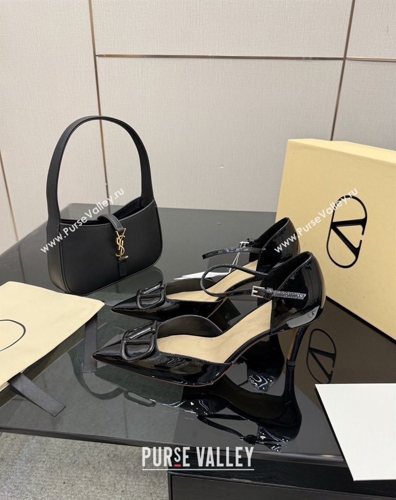Valentino Vlogo Signature DOrsay Pumps 8cm in Patent Leather Black 2026 (MD-260224053)