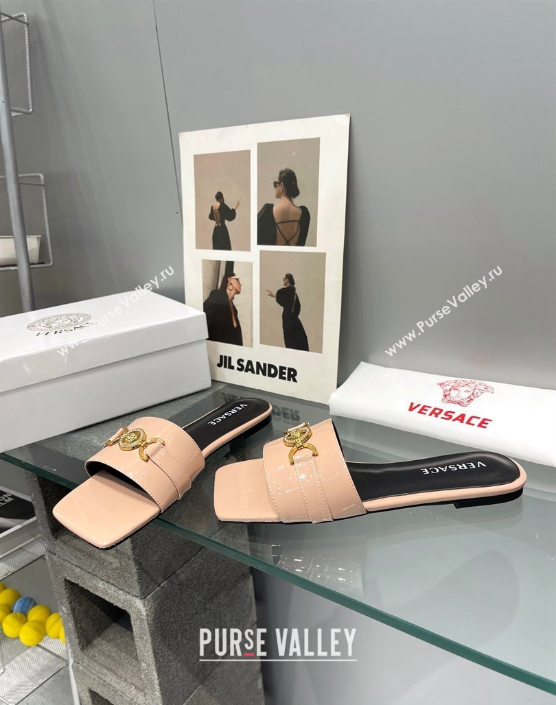 Versace Patent Leather Flat Slide Sandals Nude 2024 0506 (MD-240506132)
