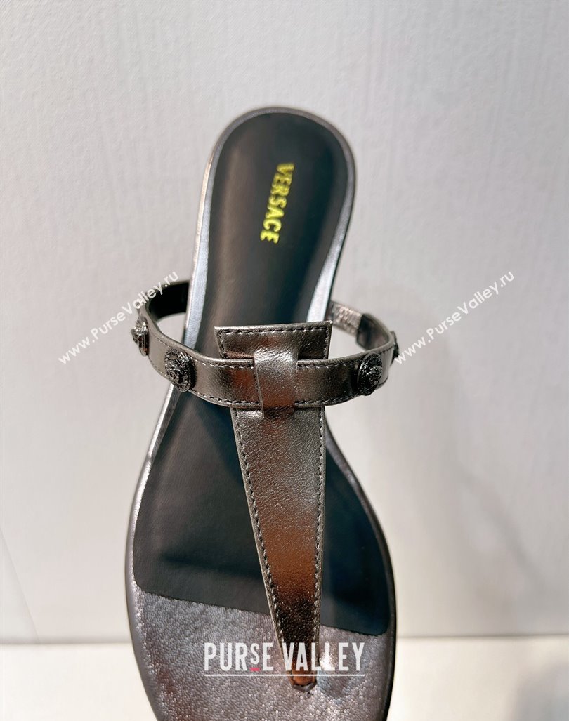 Versace Medusa Calfskin Flat Thong Slides Sandal with Logo Charm Grey 2024 0612 (MD-240612160)