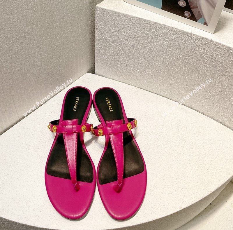 Versace Medusa Calfskin Flat Thong Slides Sandal with Logo Charm Dark Pink 2024 0612 (MD-240612166)