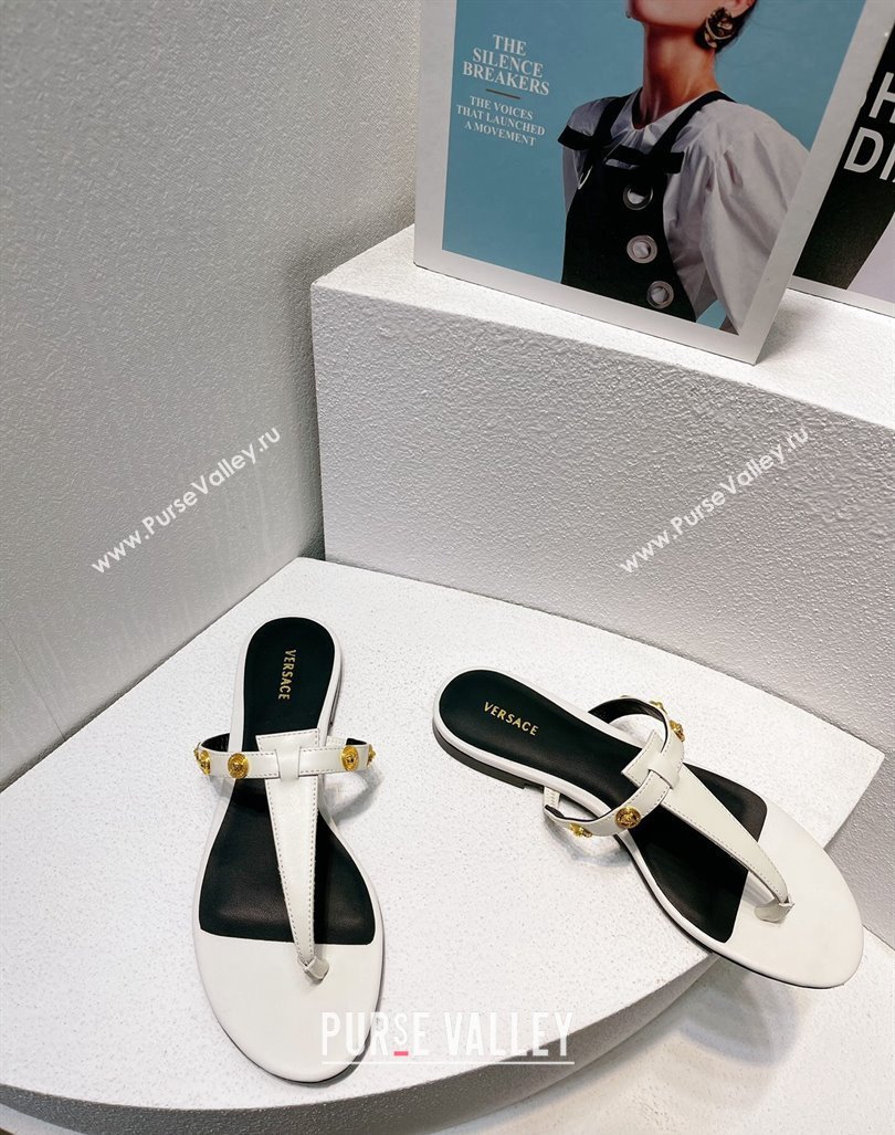 Versace Medusa Calfskin Flat Thong Slides Sandal with Logo Charm White 2024 0612 (MD-240612168)