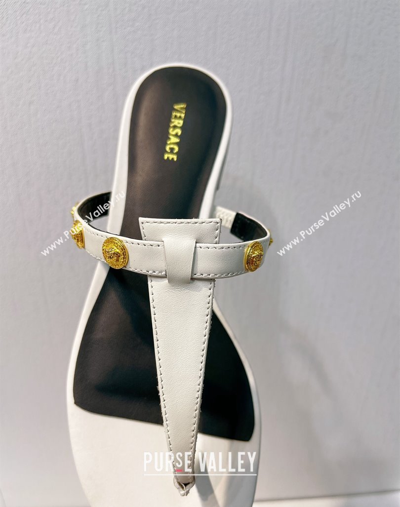 Versace Medusa Calfskin Flat Thong Slides Sandal with Logo Charm White 2024 0612 (MD-240612168)