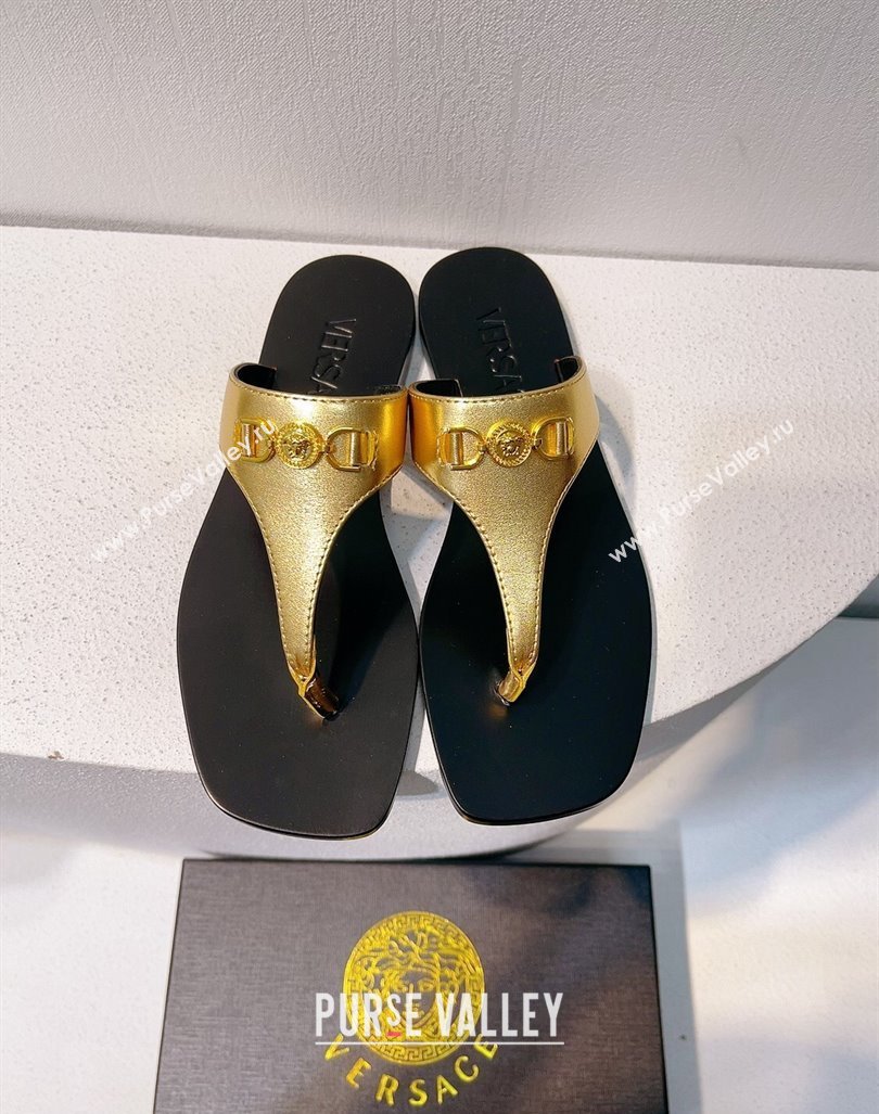 Versace Medusa 95 Calfskin Flat Thong Slides Sandal Gold 2024 0612 (MD-240612143)