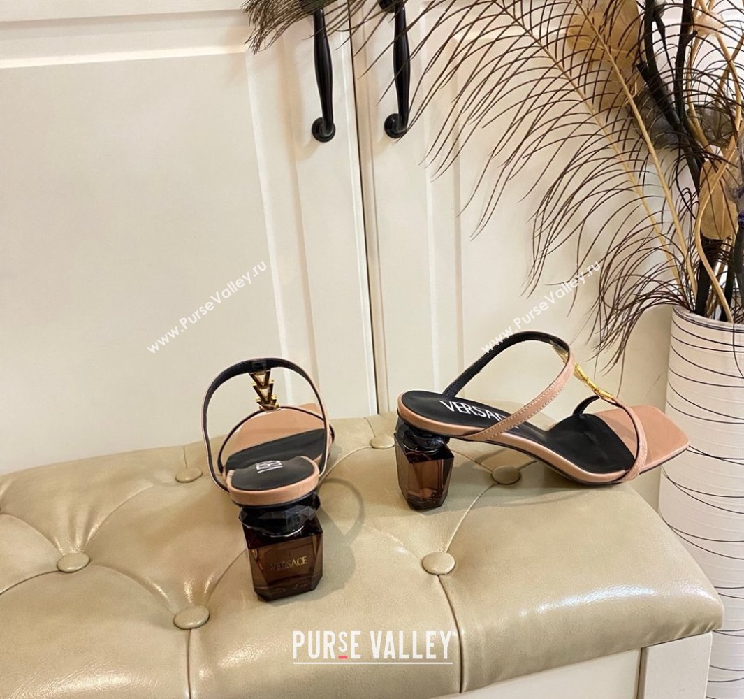 Versace Patent Leather Fragrance Heel Slides Sandal with V-Chain Beige 2025 0429 (MD-250429005)