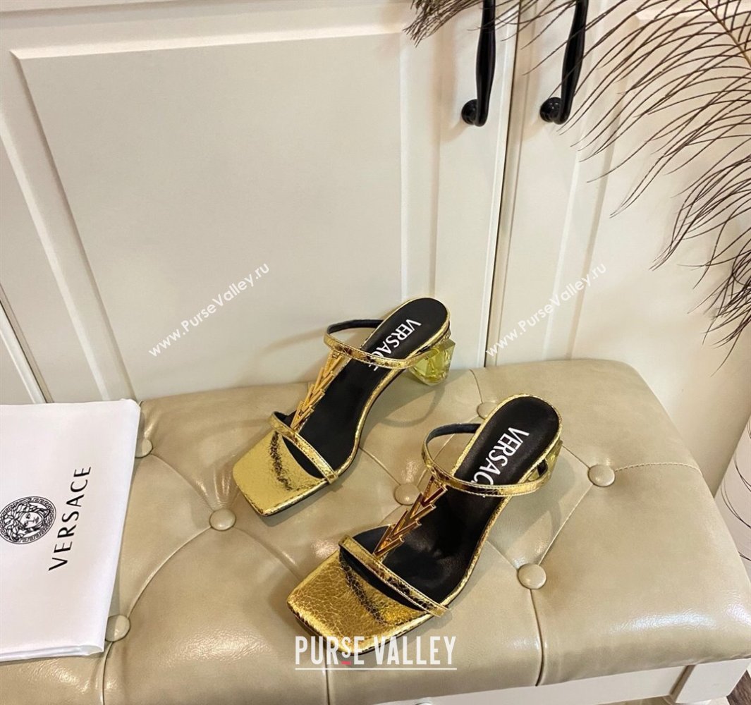 Versace Patent Leather Fragrance Heel Slides Sandal with V-Chain Gold 2025 0429 (MD-250429009)