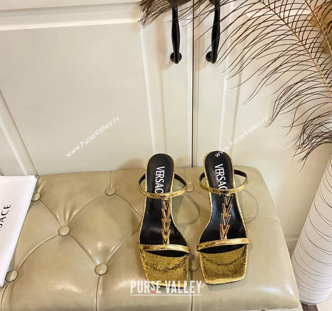 Versace Patent Leather Fragrance Heel Slides Sandal with V-Chain Gold 2025 0429 (MD-250429009)