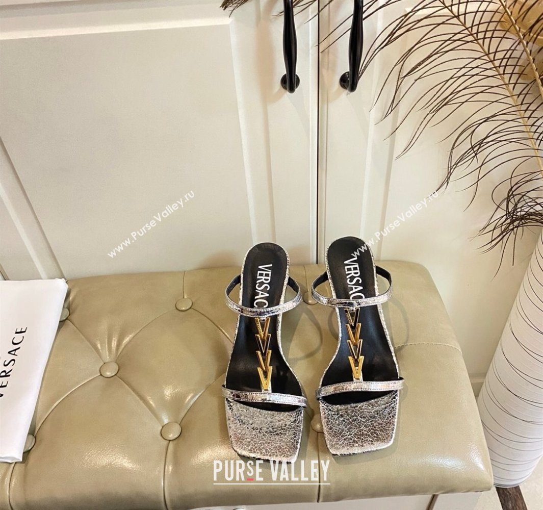 Versace Patent Leather Fragrance Heel Slides Sandal with V-Chain Silver 2025 0429 (MD-250429004)