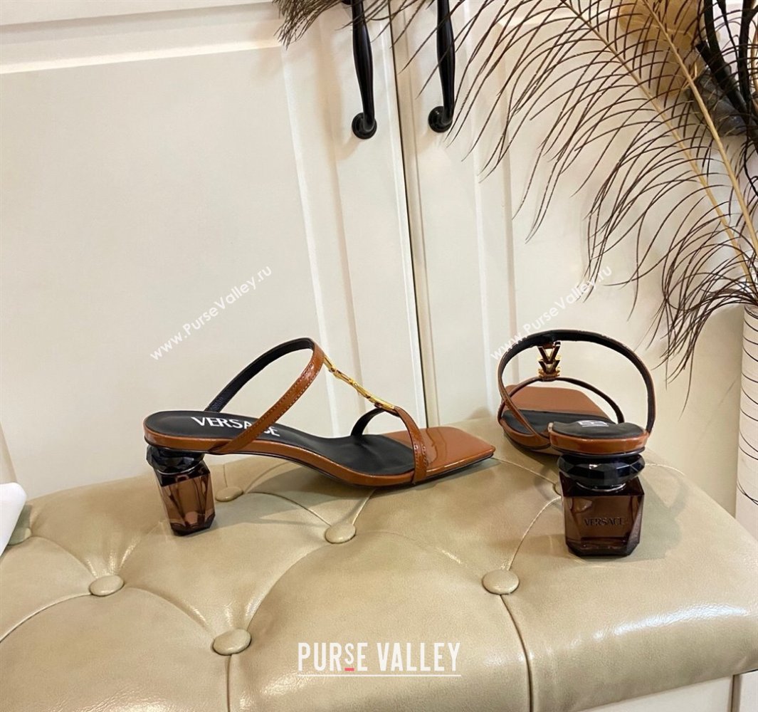 Versace Patent Leather Fragrance Heel Slides Sandal with V-Chain Brown 2025 0429 (MD-250429010)
