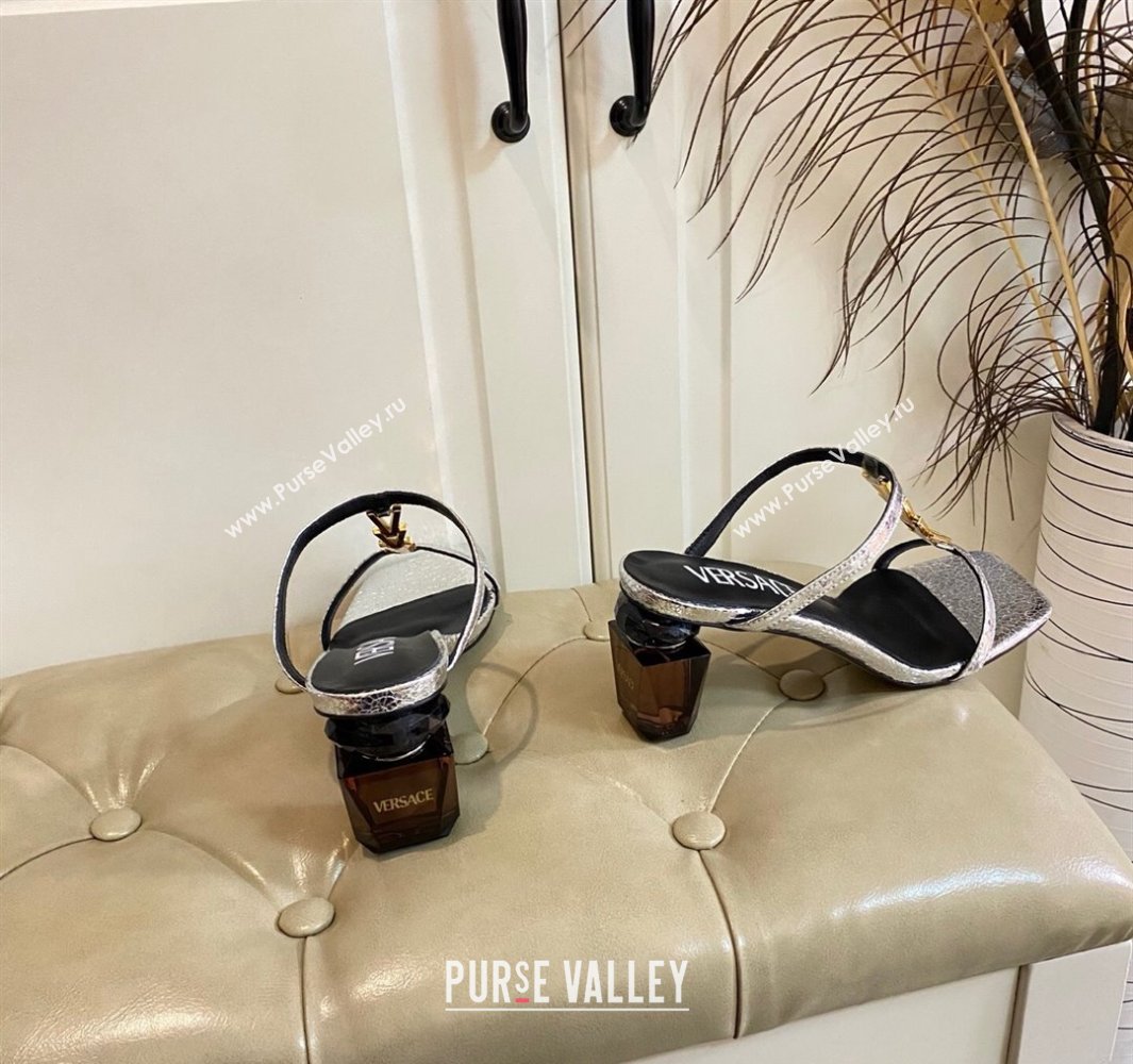 Versace Patent Leather Fragrance Heel Slides Sandal with V-Chain Silver 2025 0429 (MD-250429004)