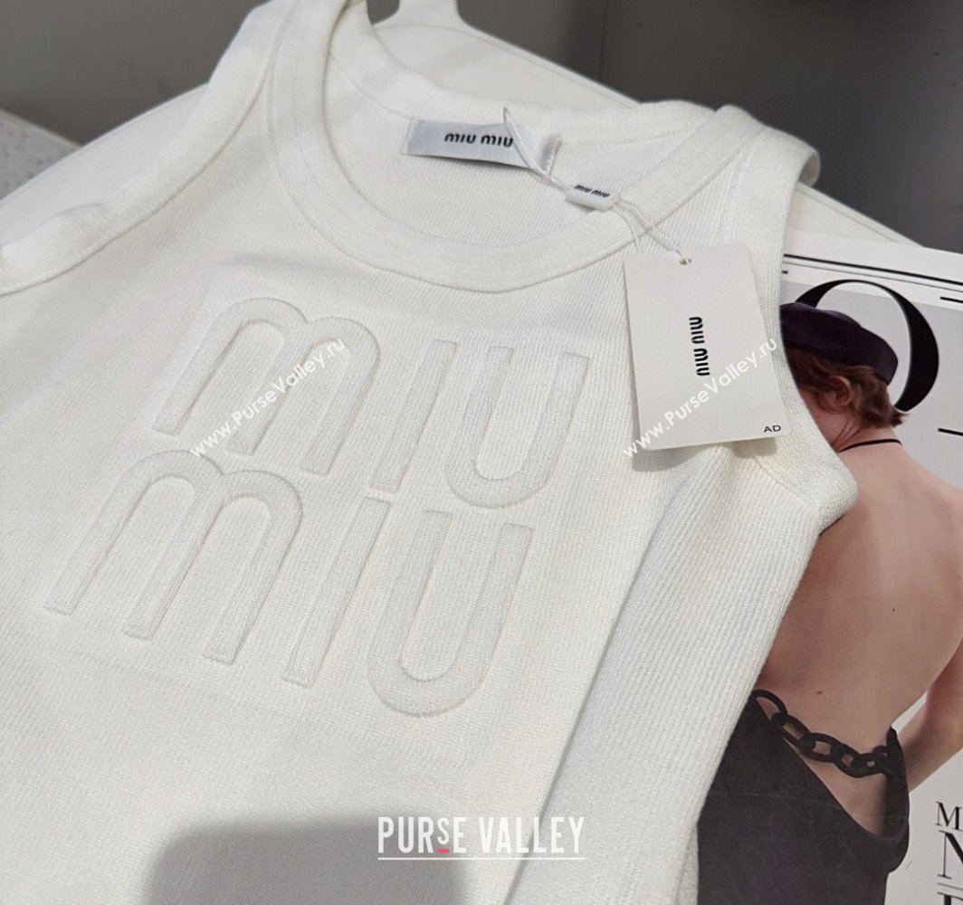 Miu Miu Maxi Letters Vest White 2025 0314 (SHI-250314045)