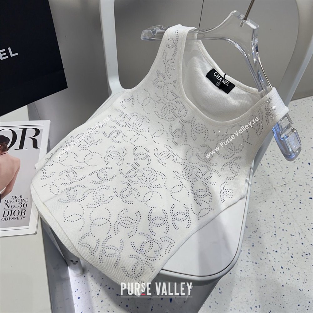 Chanel Knit Vest with Strass CC White 2025 0314 (SHI-250314033)