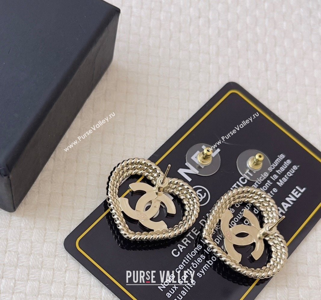 Chanel Chain Heart Earrings 2024 0821 (YF-240821050)