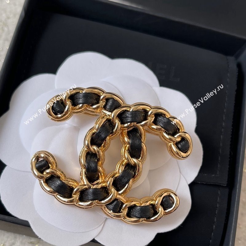 Chanel Chain and Leather CC Brooch Black 2024 1126 (YF-241126031)