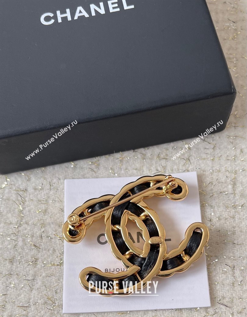 Chanel Chain and Leather CC Brooch Black 2024 1126 (YF-241126031)