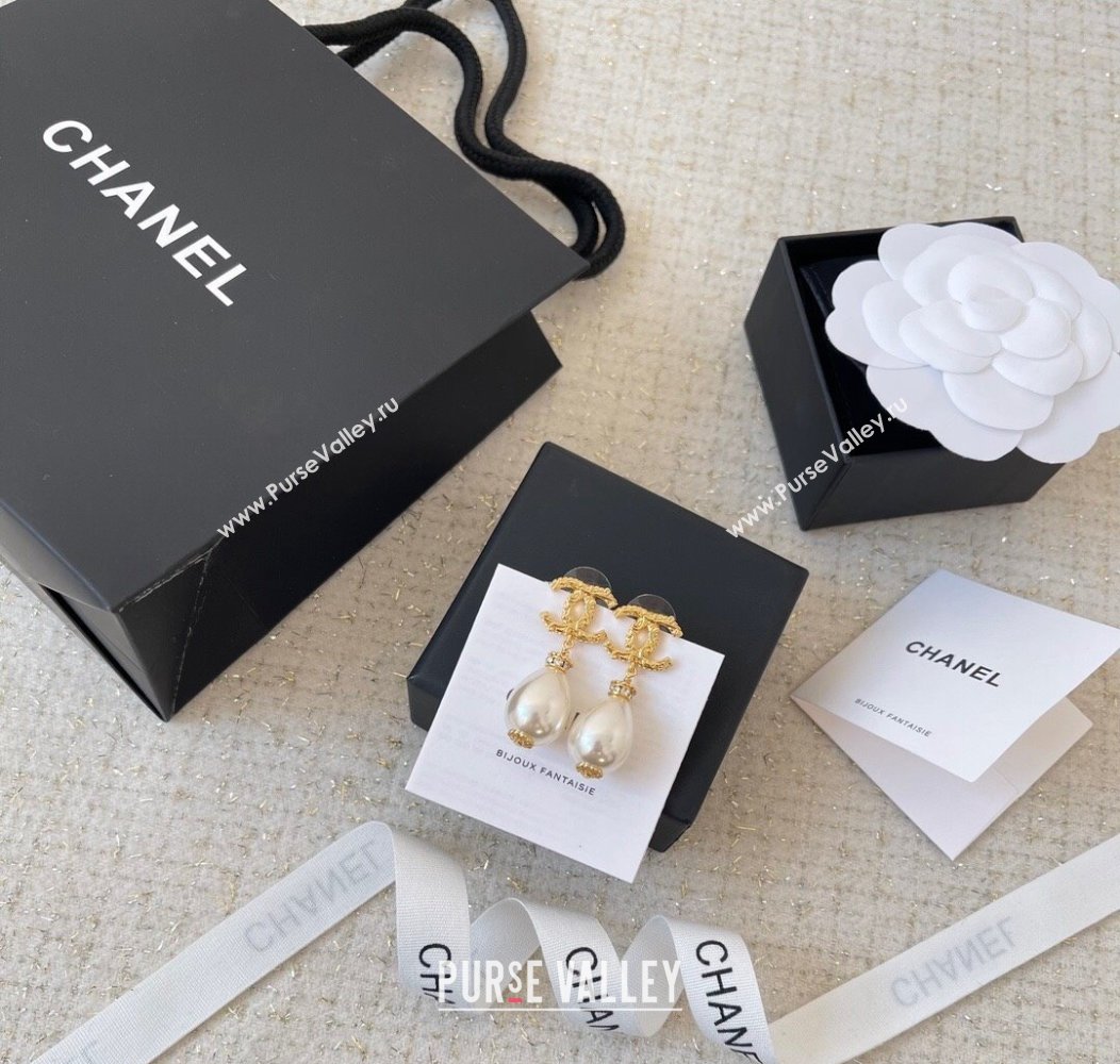 Chanel Pearl Short Earrings 2024 1126 51 (YF-241126051)