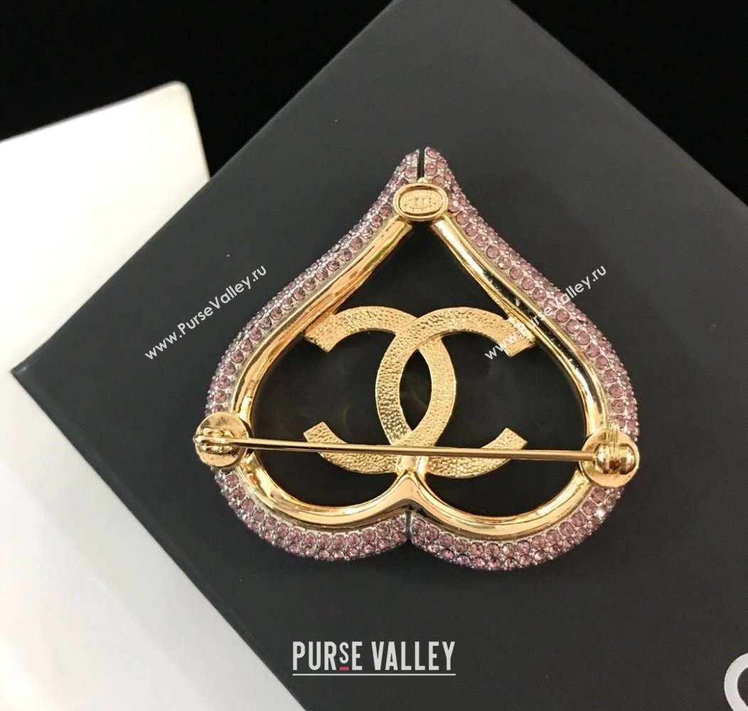 Chanel Strass Heart Brooch Pink 2024 1126 (YF-241126038)