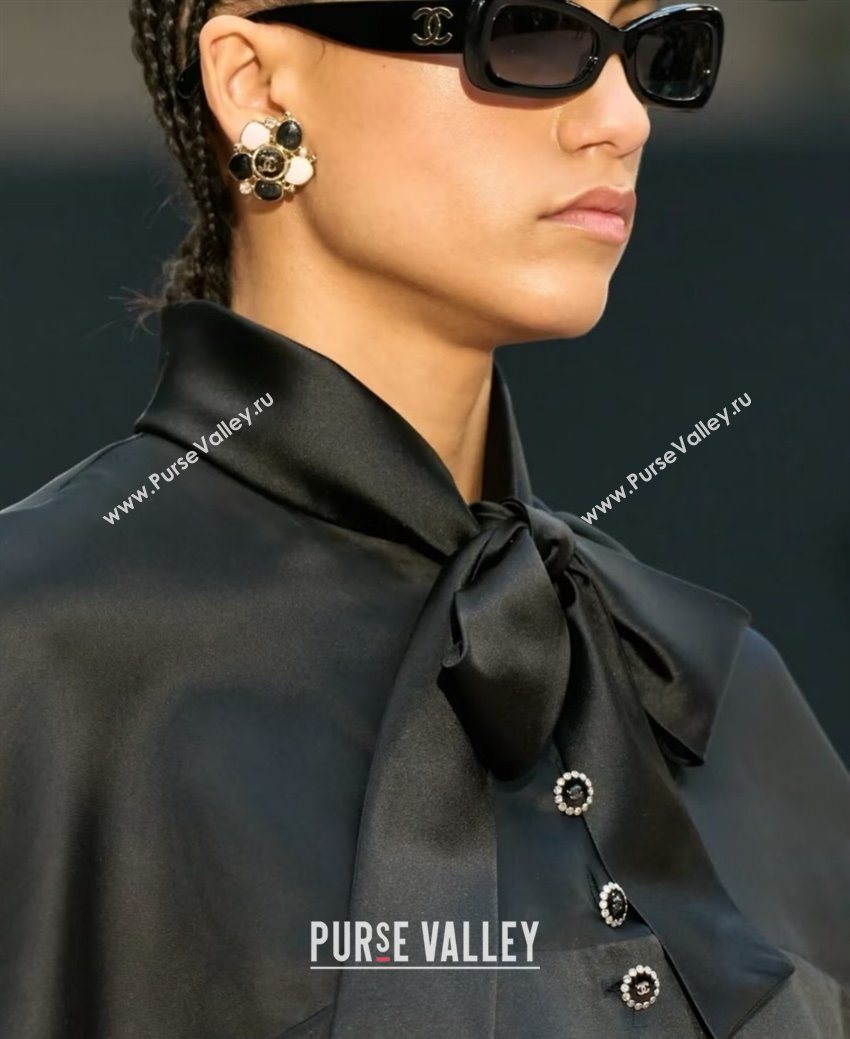 Chanel Stone Bloom Studs Earrings Black 2026 CH010805 (YF-260109102)