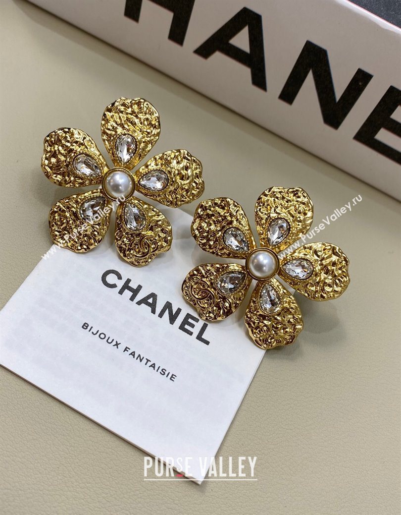 Chanel Camellia Bloom Studs Earrings Gold 2026 0108 (YF-260108115)