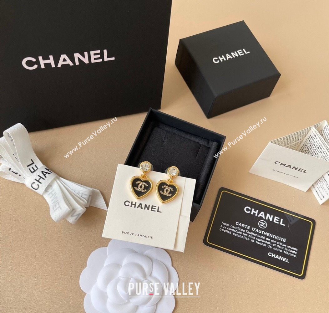 Chanel Heart Short Earrings Black 2026 0108 (YF-260108122)