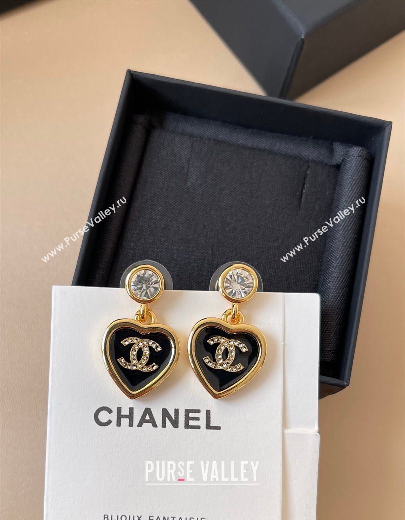Chanel Heart Short Earrings Black 2026 0108 (YF-260108122)