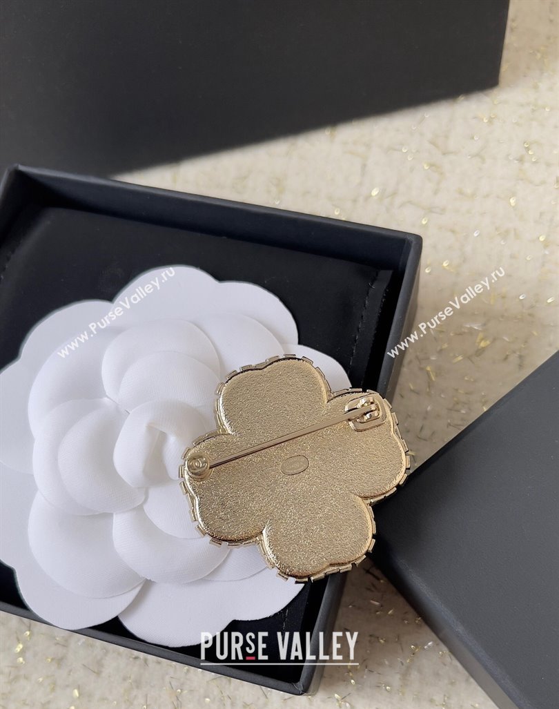 Chanel Bloom Brooch White 2024 0729 (YF-240729130)