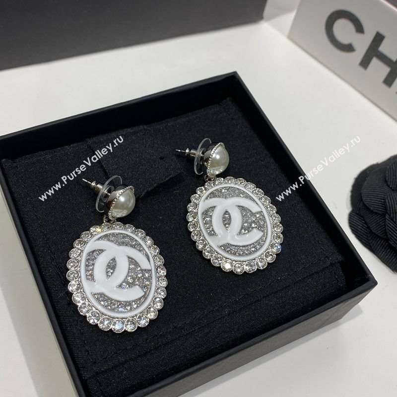 Chanel Oval Short Earrings with Strass 2025 0114 (YF-250114025)