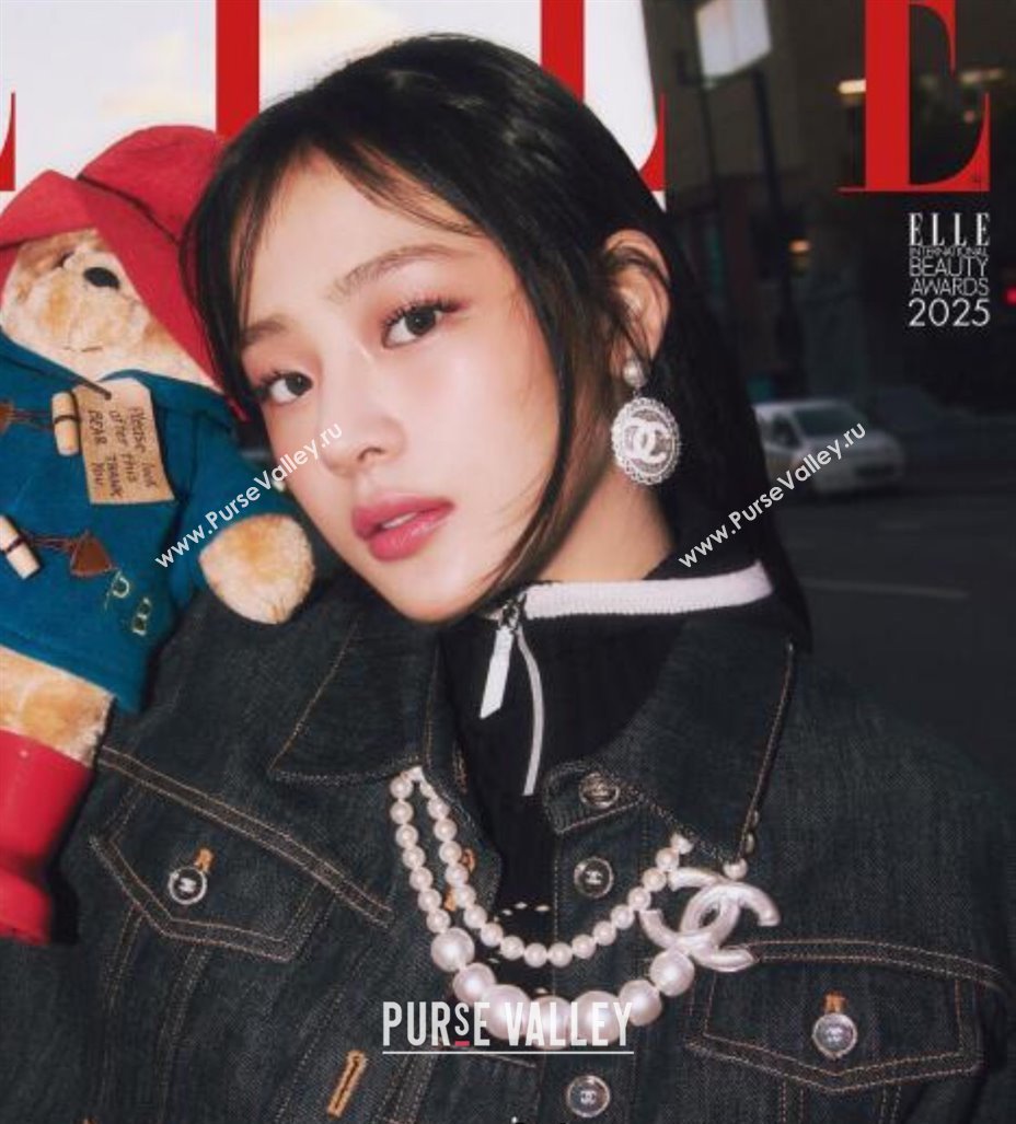 Chanel Oval Short Earrings with Strass 2025 0114 (YF-250114025)